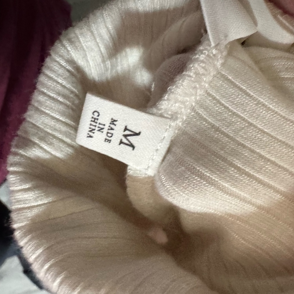Cyrus Essentials Ivory Ribbed‎ Knit Top - Picture 4 of 4
